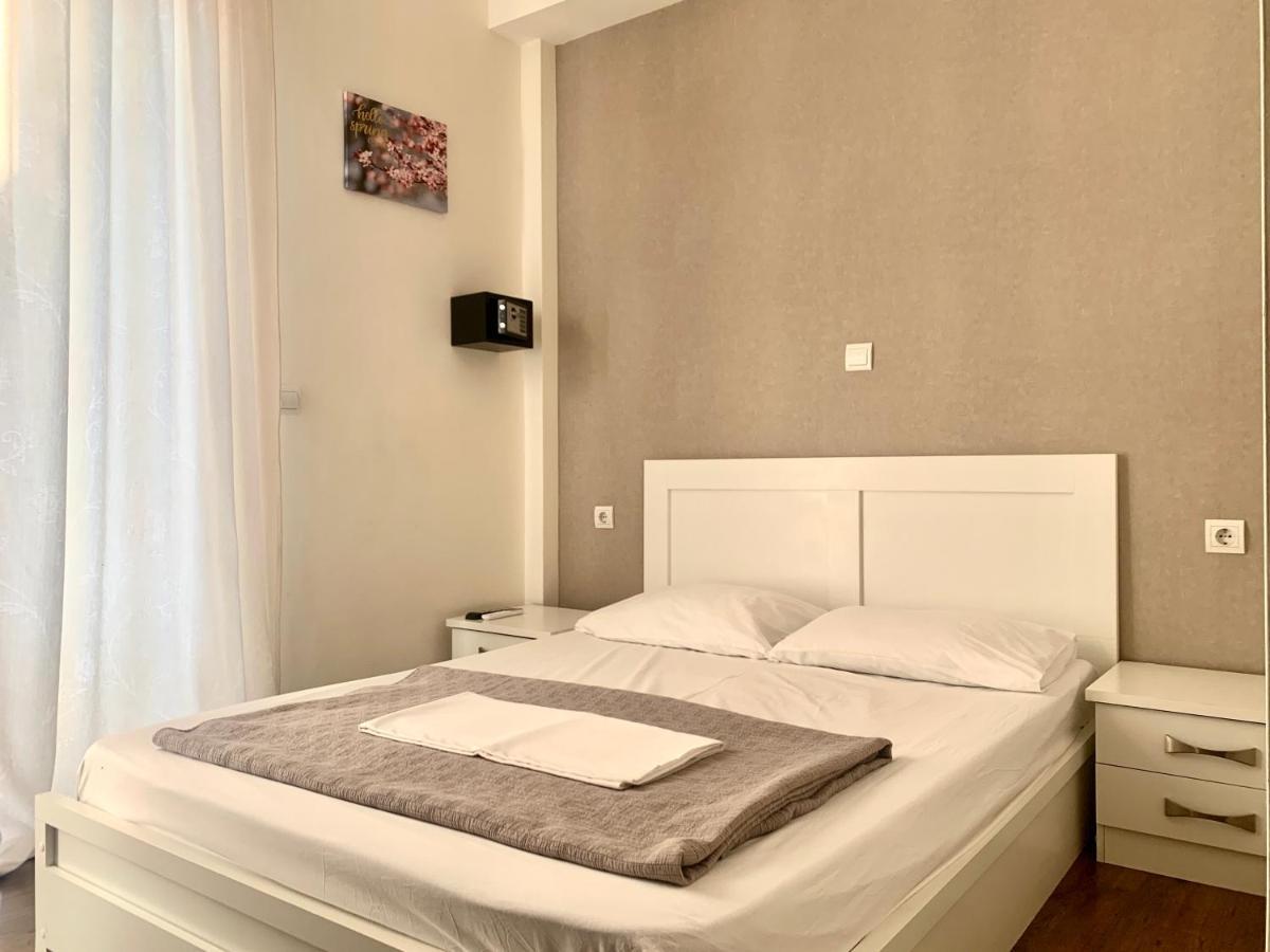 Bed & Breakfast Center 3*